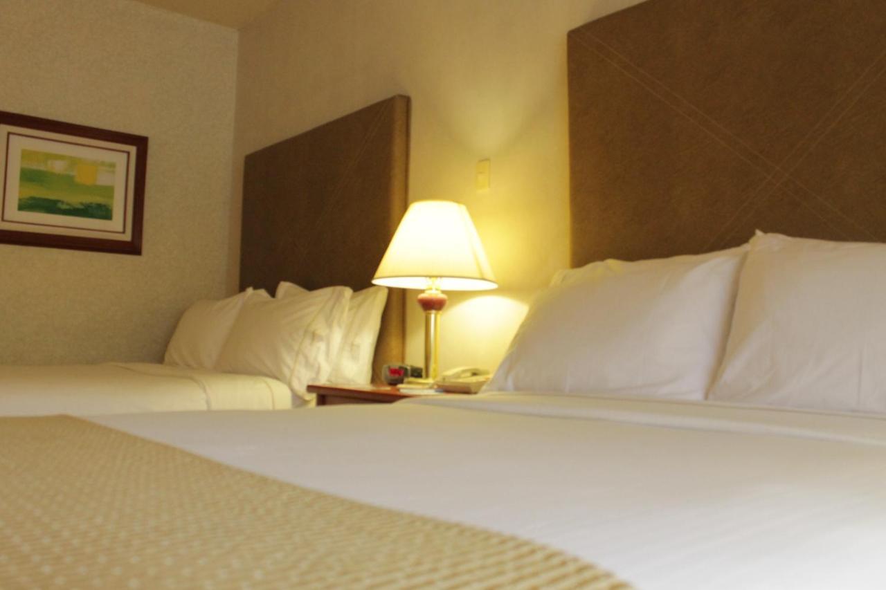 Holiday Inn Express Chihuahua By Ihg Kültér fotó