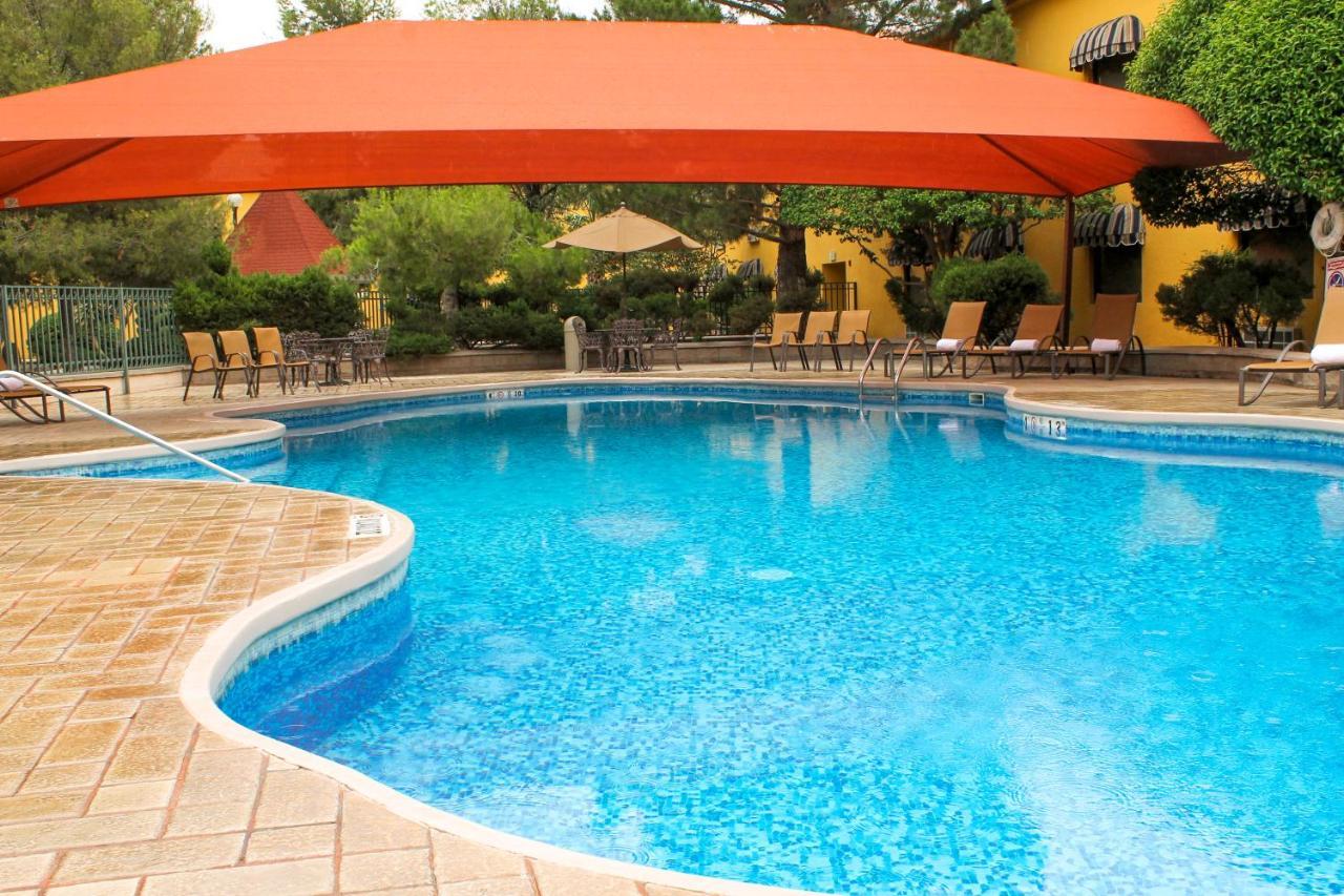 Holiday Inn Express Chihuahua By Ihg Kültér fotó
