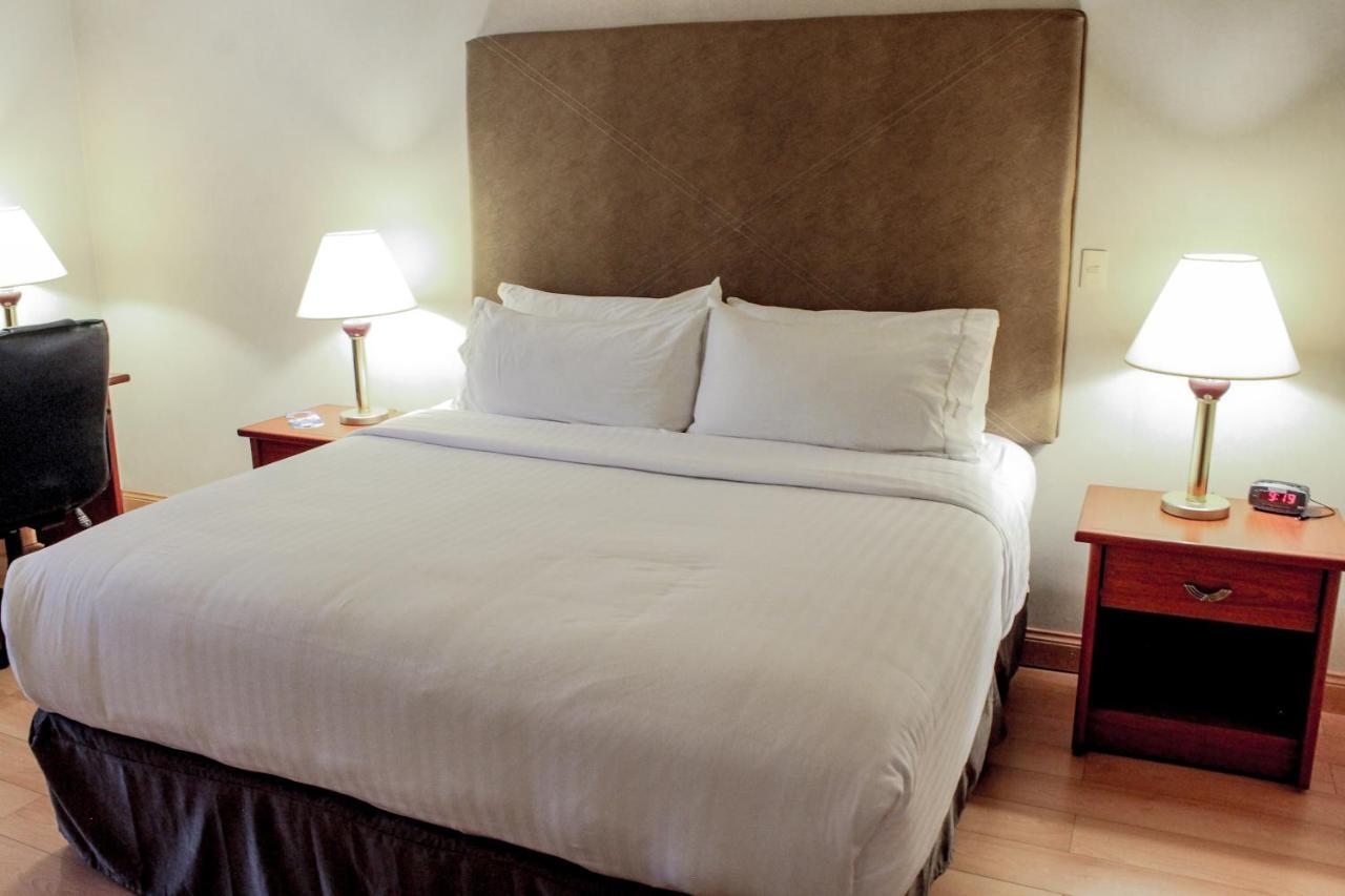 Holiday Inn Express Chihuahua By Ihg Kültér fotó