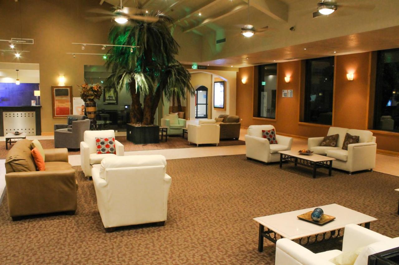 Holiday Inn Express Chihuahua By Ihg Kültér fotó