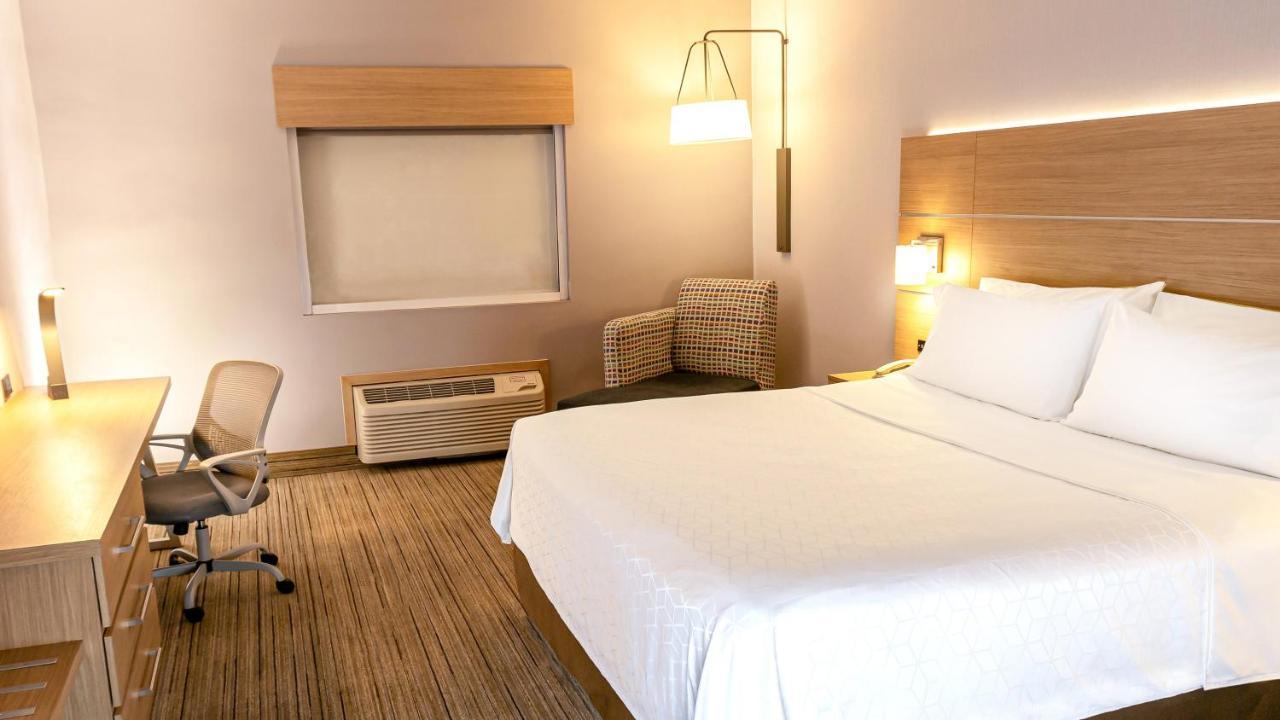 Holiday Inn Express Chihuahua By Ihg Kültér fotó