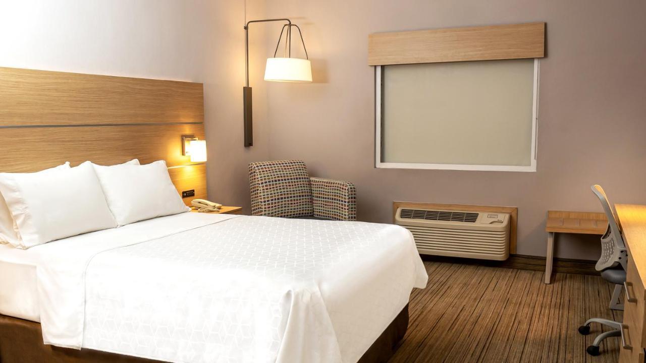 Holiday Inn Express Chihuahua By Ihg Kültér fotó