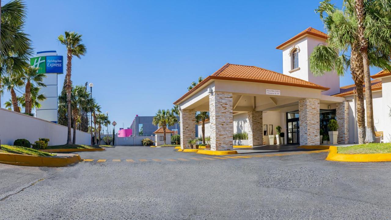 Holiday Inn Express Chihuahua By Ihg Kültér fotó