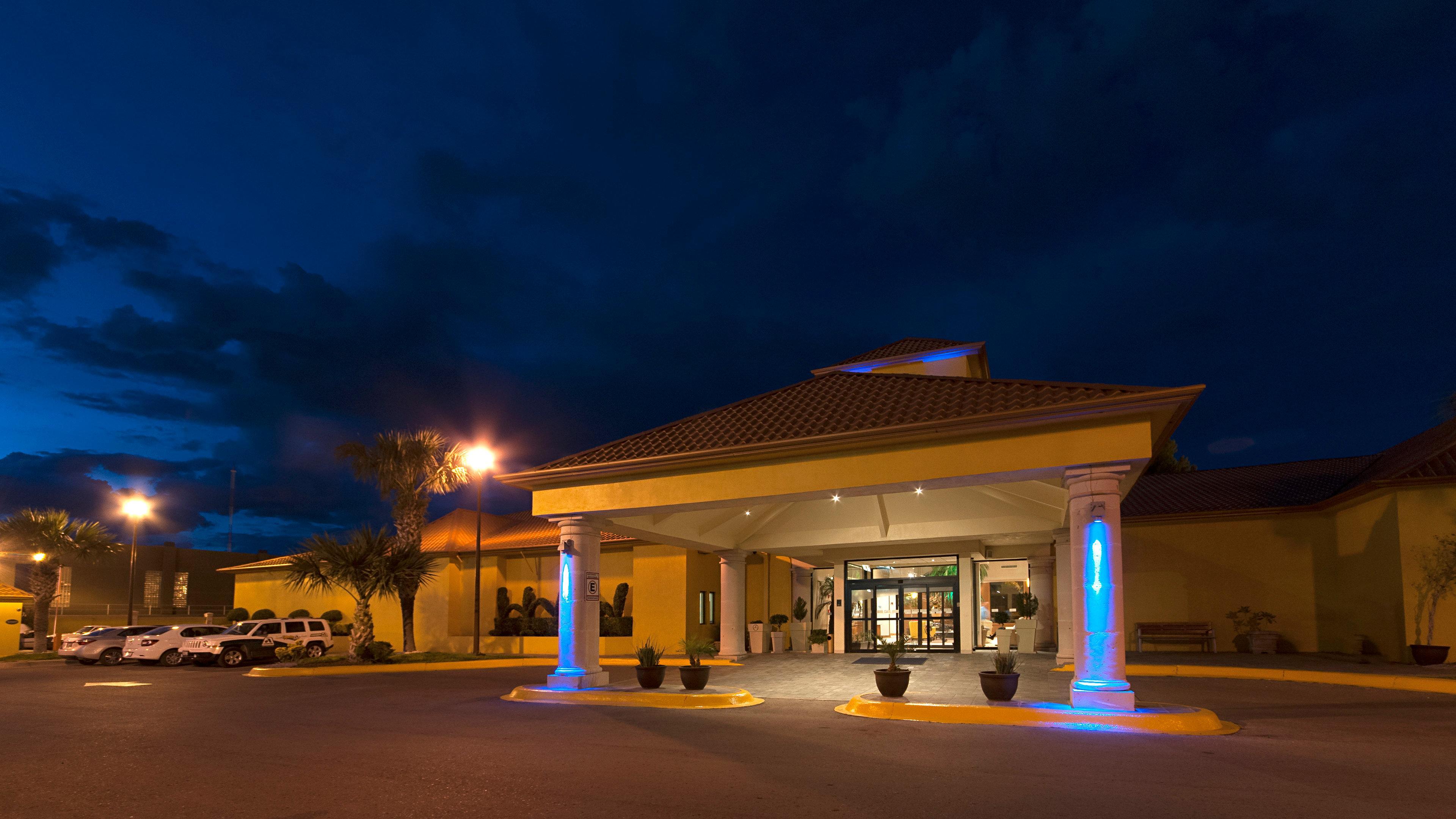 Holiday Inn Express Chihuahua By Ihg Kültér fotó